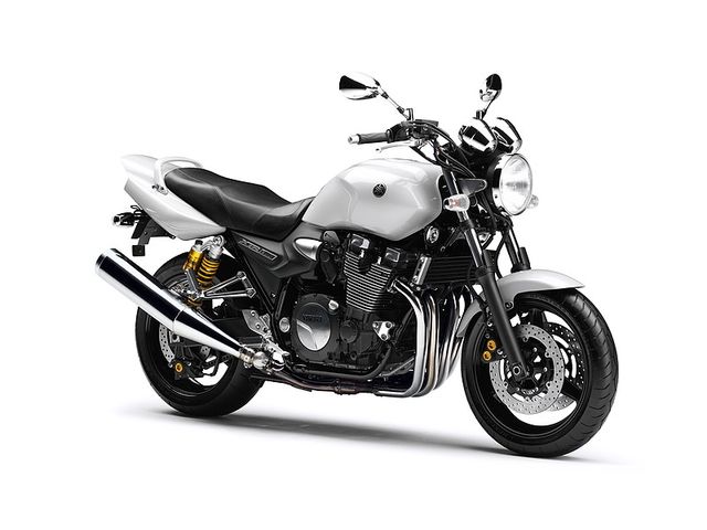 yamaha(雅马哈) xjr1300(小贱人1300)